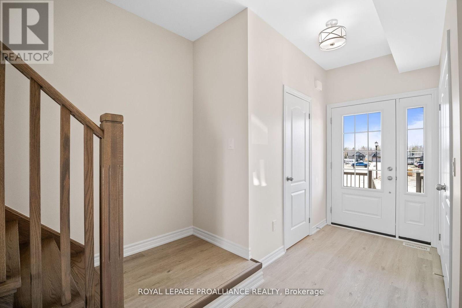 












479 HAYWARD STREET

,
Cobourg,




Ontario
K9A3N5

