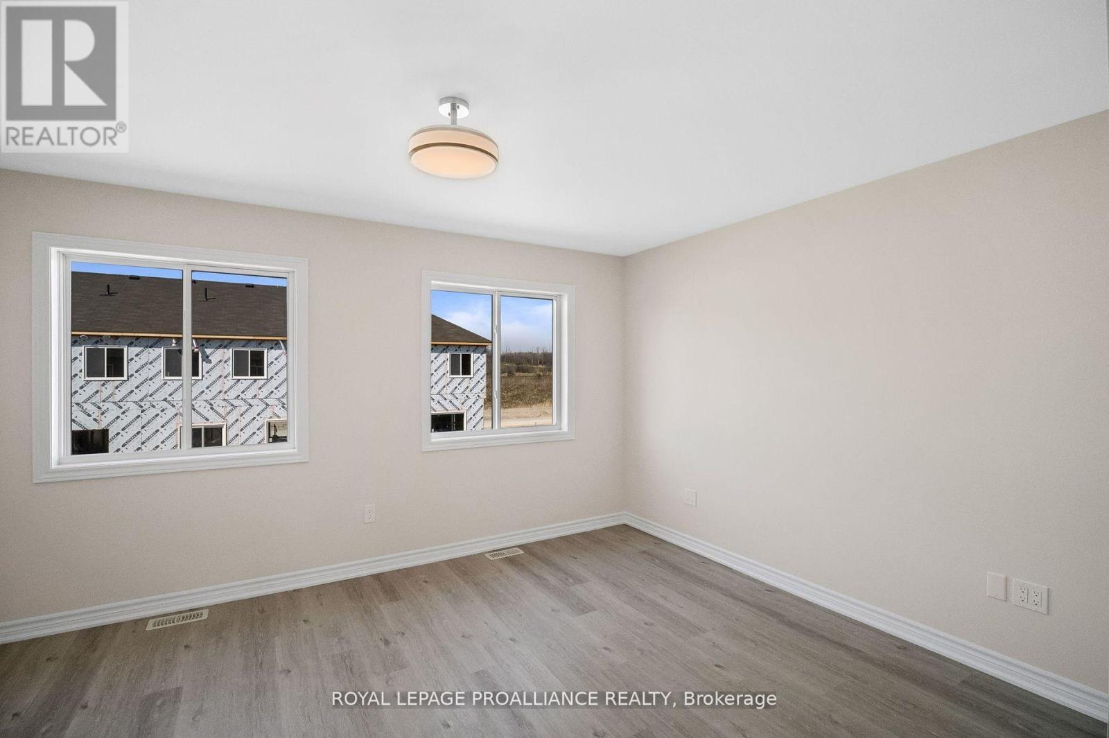 












479 HAYWARD STREET

,
Cobourg,




Ontario
K9A3N5

