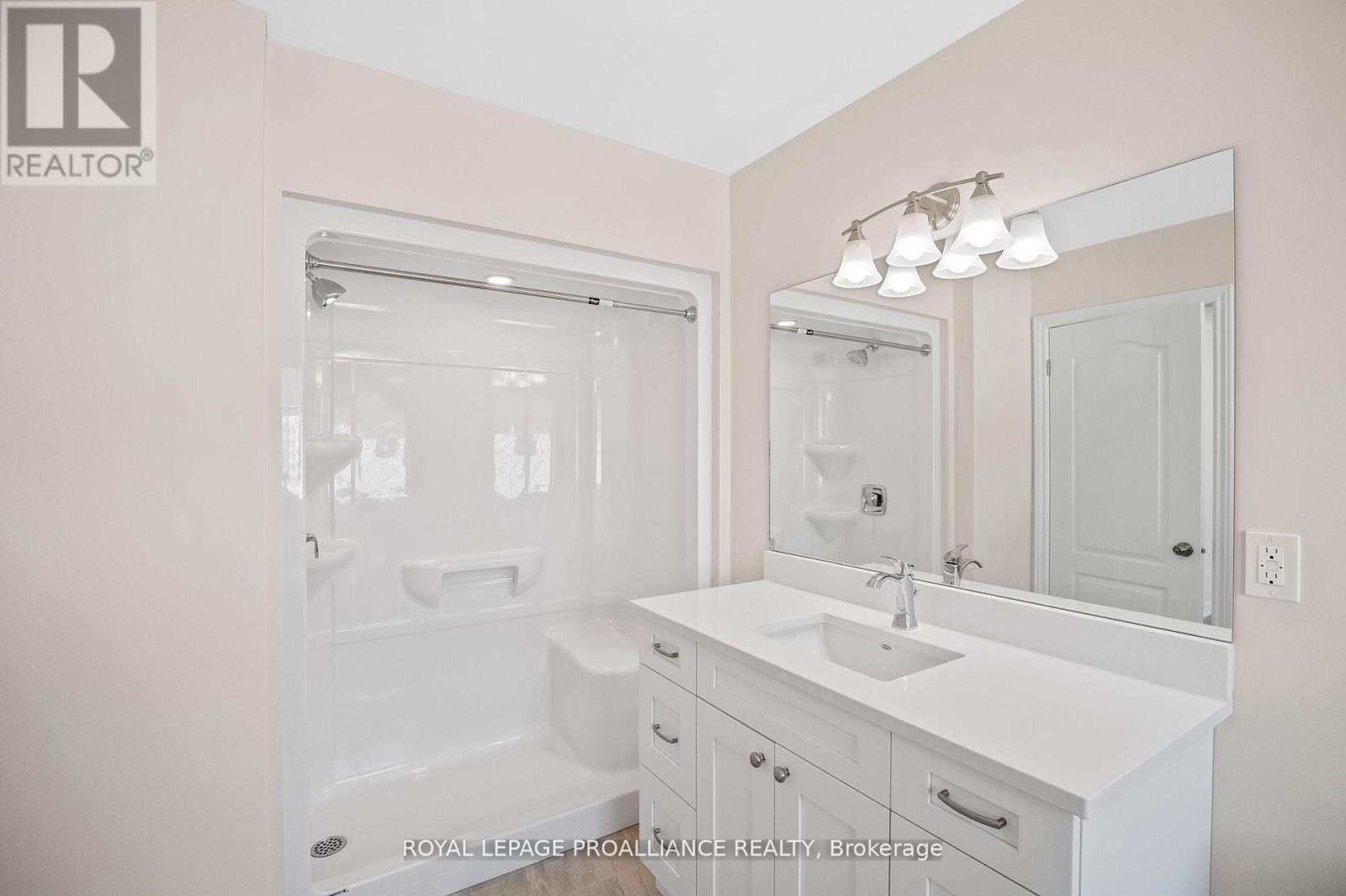 












479 HAYWARD STREET

,
Cobourg,




Ontario
K9A3N5

