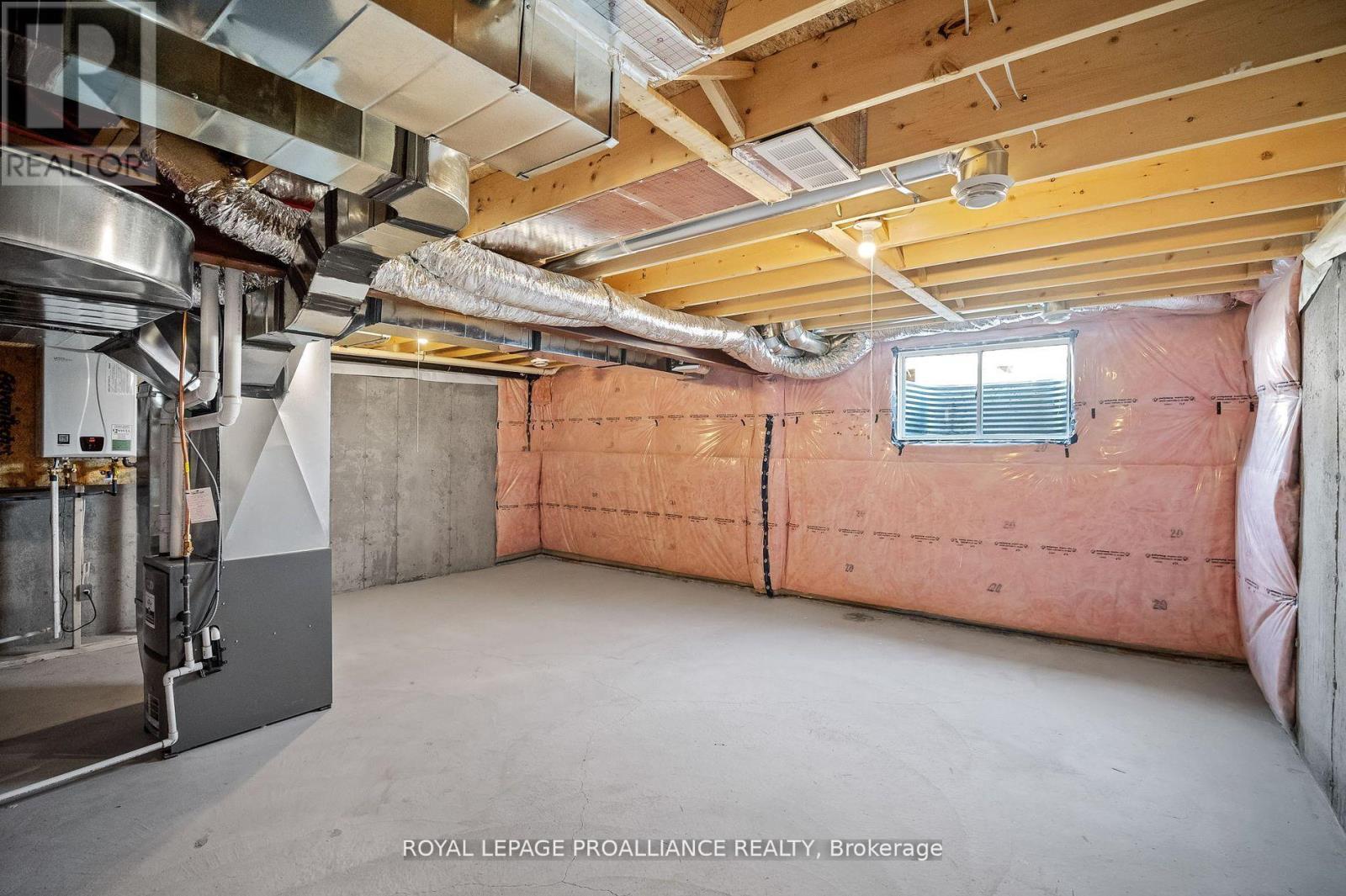 












479 HAYWARD STREET

,
Cobourg,




Ontario
K9A3N5

