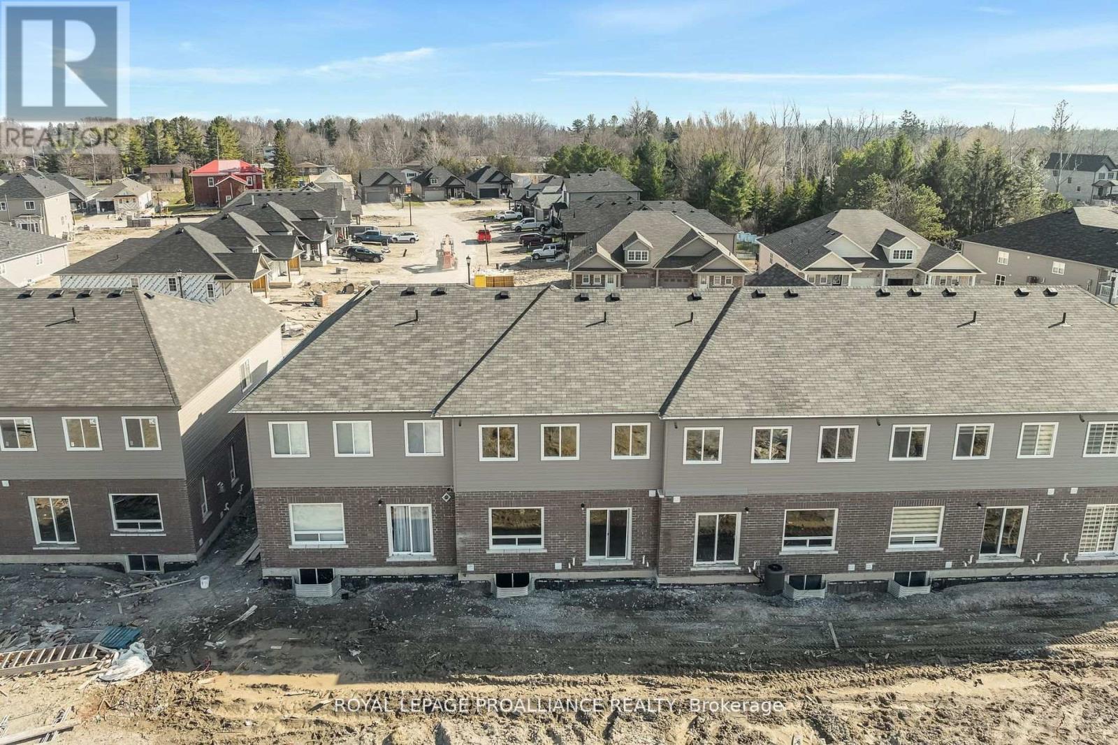 












479 HAYWARD STREET

,
Cobourg,




Ontario
K9A3N5

