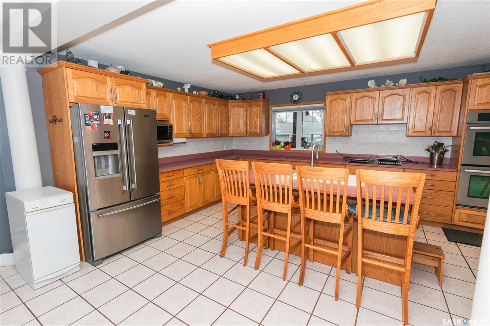












447 Columbia AVENUE

,
Kerrobert,




Saskatchewan
S0L1R0

