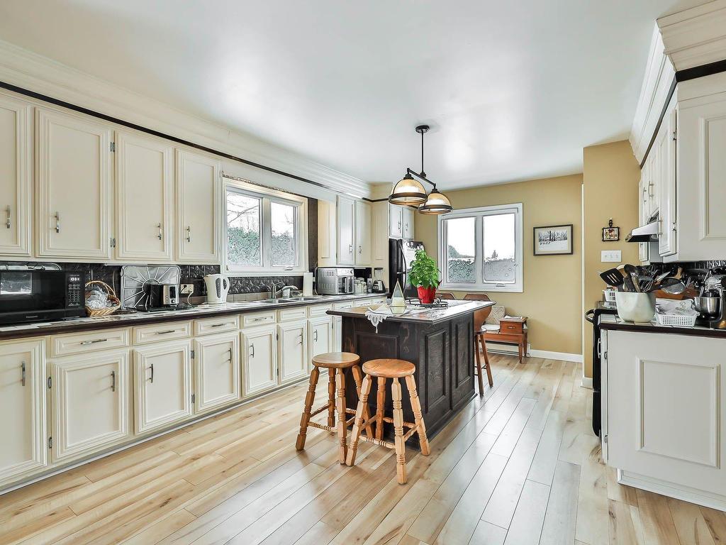 









76


Rue Huneault

,
Plaisance,




QC
J0V1S0


