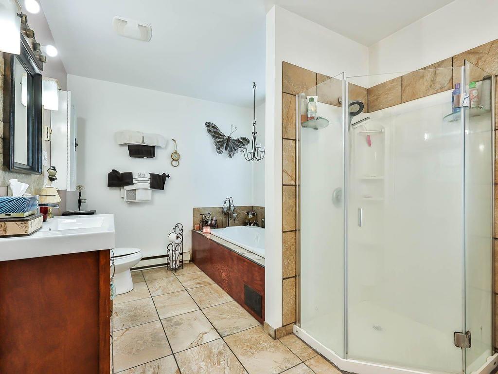 









76


Rue Huneault

,
Plaisance,




QC
J0V1S0

