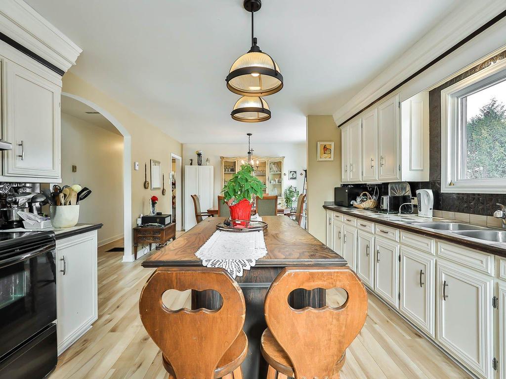 









76


Rue Huneault

,
Plaisance,




QC
J0V1S0

