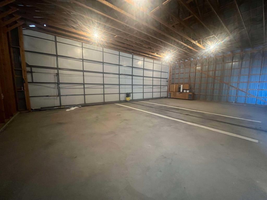 












2177512 16 Highway

,
Russell,




Manitoba
R0J1W0

