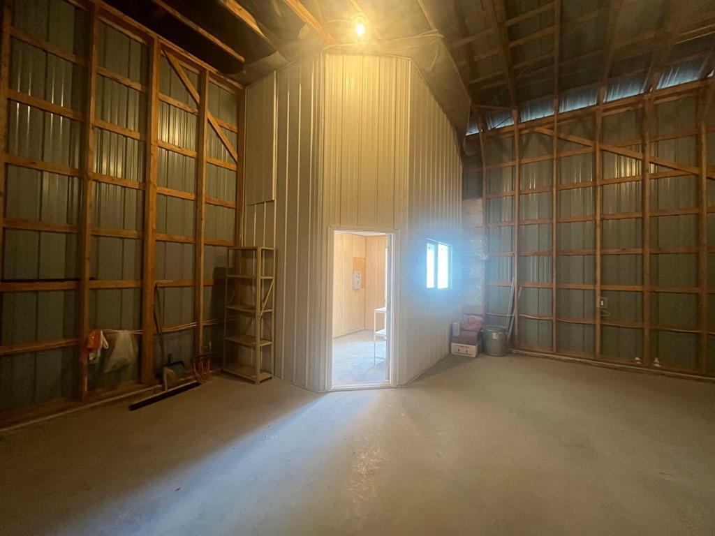 












2177512 16 Highway

,
Russell,




Manitoba
R0J1W0

