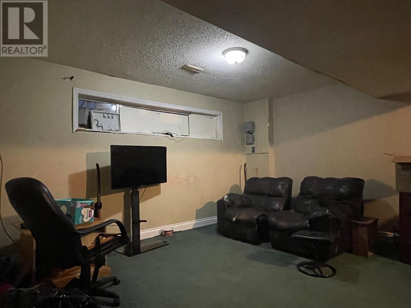 












5323 WILLOW ROAD

,
Fort Nelson,




British Columbia
V0C1R0

