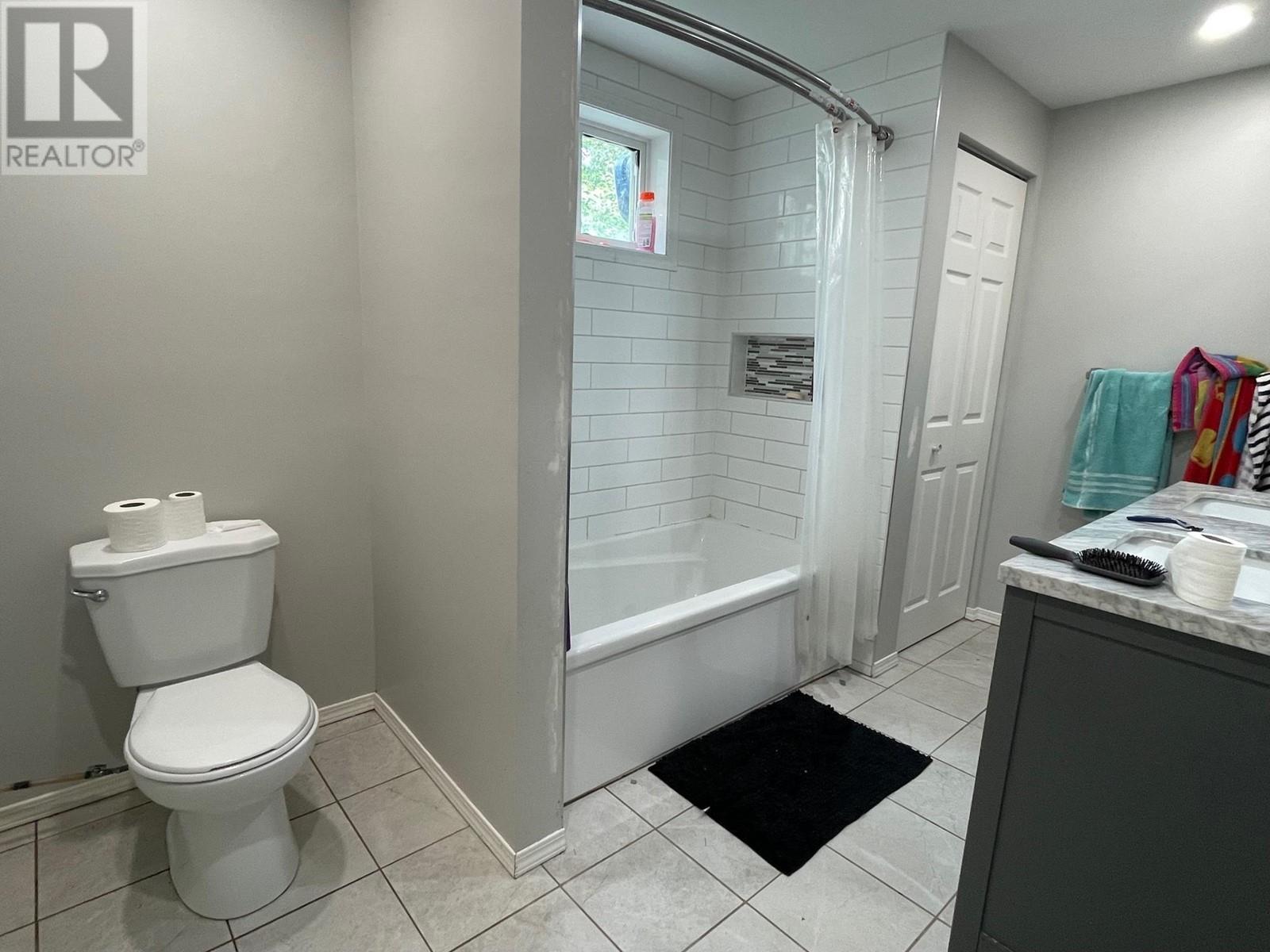 












5323 WILLOW ROAD

,
Fort Nelson,




British Columbia
V0C1R0

