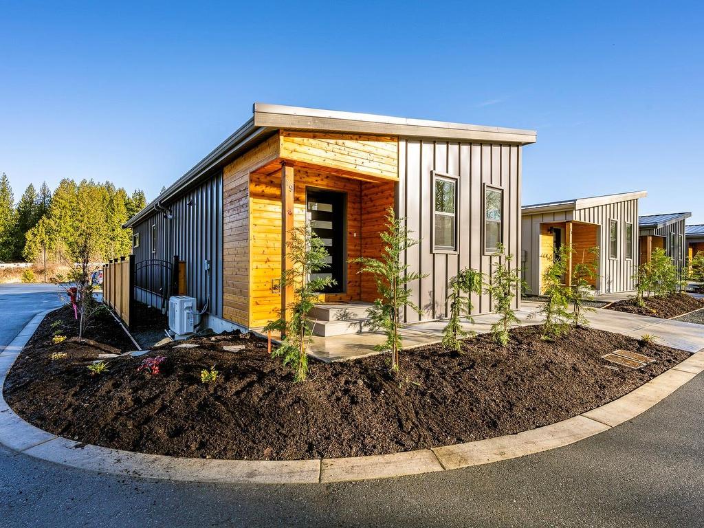 









3025


Royston

Rd, 20,
Cumberland,




BC
V0R 1S0

