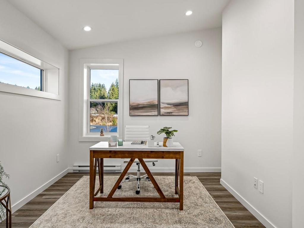 









3025


Royston

Rd, 20,
Cumberland,




BC
V0R 1S0

