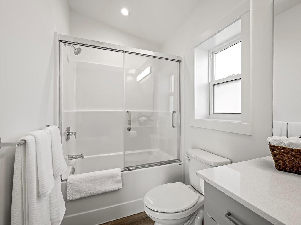 









3025


Royston

Rd, 20,
Cumberland,




BC
V0R 1S0

