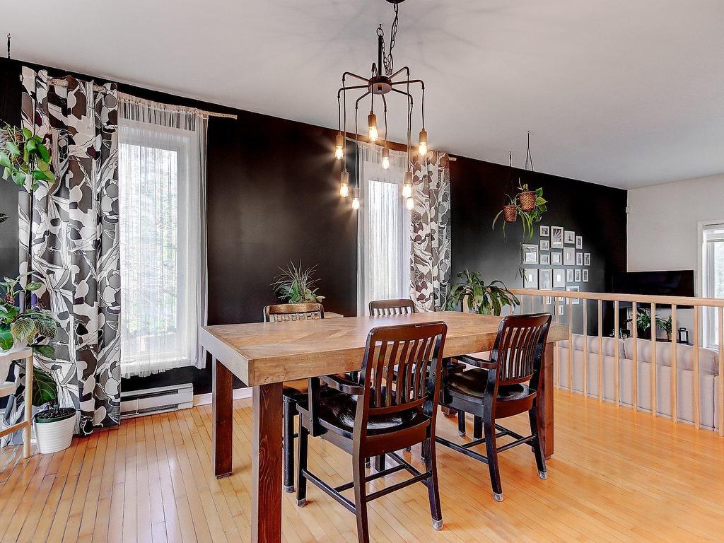 









306


Rue Fontaine

,
Saint-Jean-sur-Richelieu,




QC
J2Y1G7

