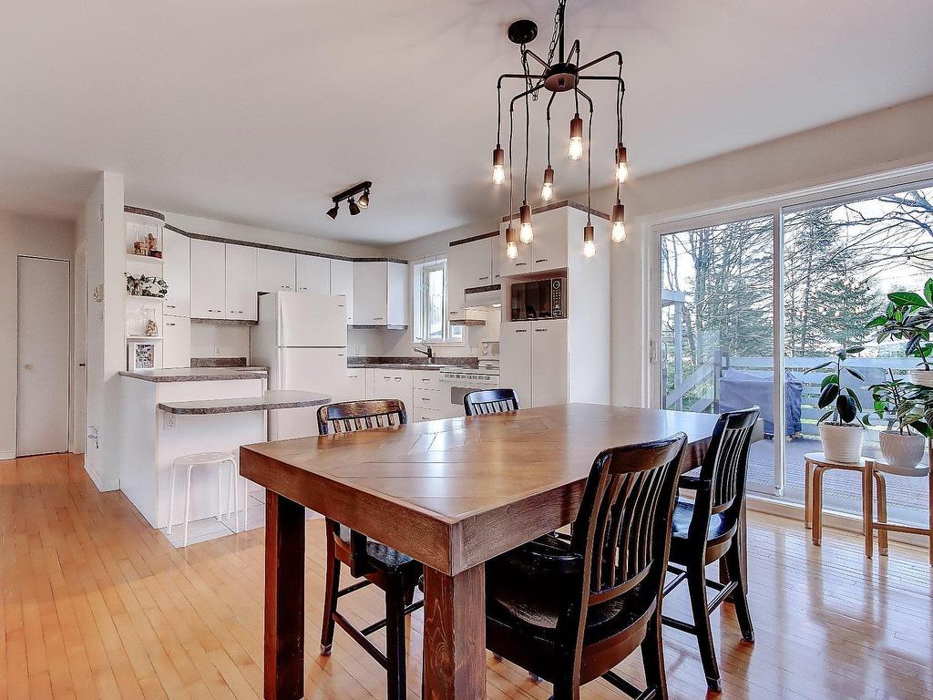 









306


Rue Fontaine

,
Saint-Jean-sur-Richelieu,




QC
J2Y1G7

