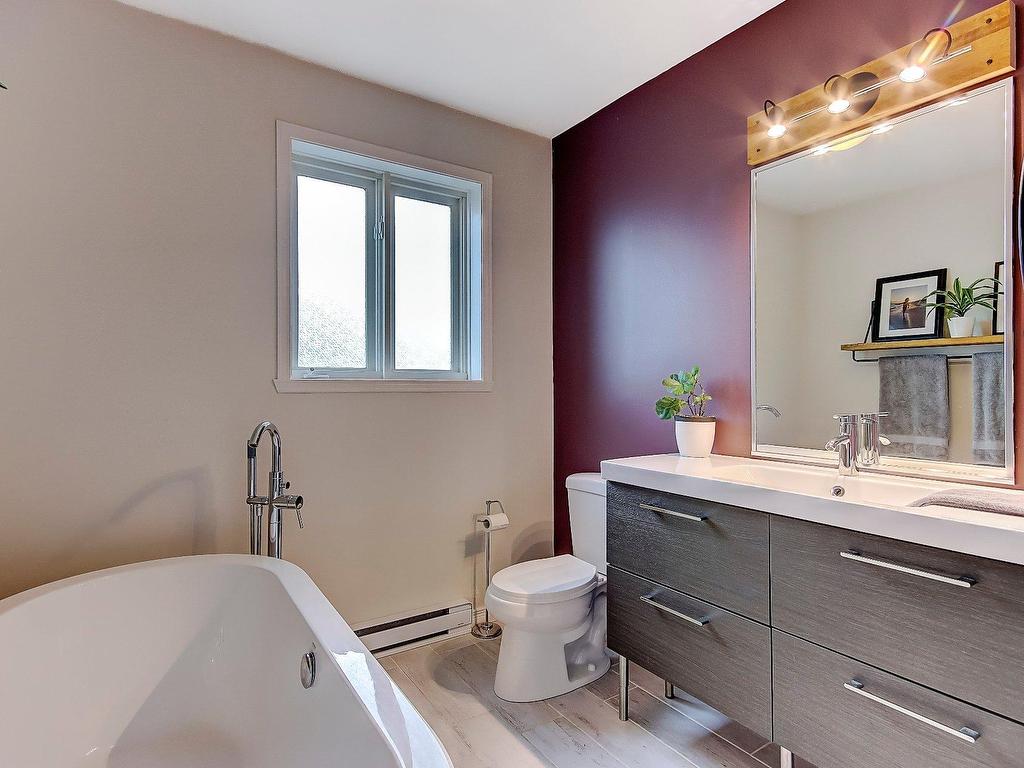 









306


Rue Fontaine

,
Saint-Jean-sur-Richelieu,




QC
J2Y1G7

