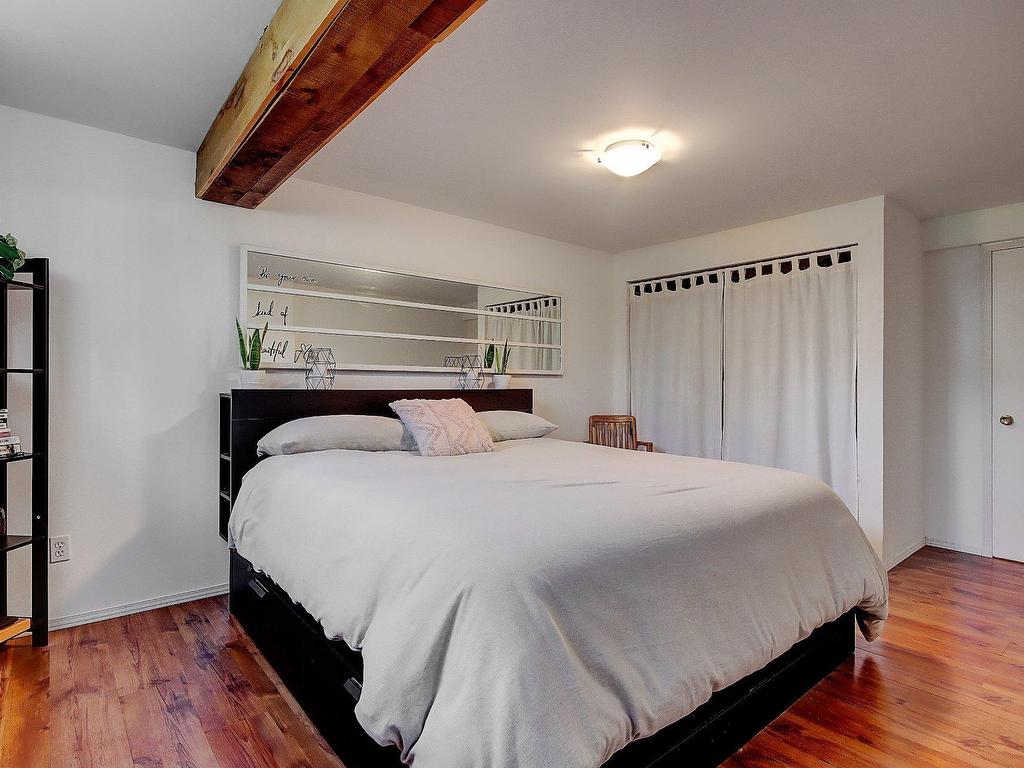 









306


Rue Fontaine

,
Saint-Jean-sur-Richelieu,




QC
J2Y1G7

