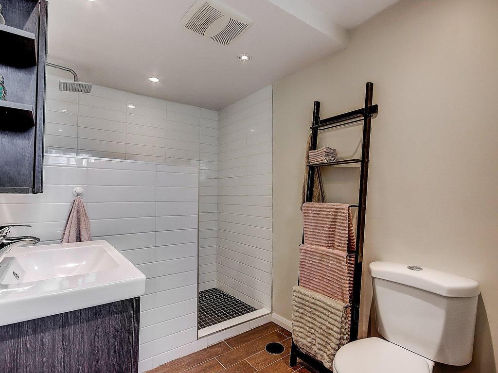 









306


Rue Fontaine

,
Saint-Jean-sur-Richelieu,




QC
J2Y1G7

