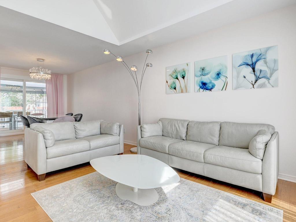 









26


Rue de la Reine-des-Prés

,
Notre-Dame-de-l'Île-Perrot,




QC
J7V8N9

