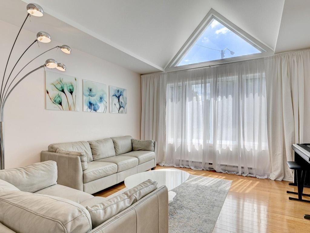 









26


Rue de la Reine-des-Prés

,
Notre-Dame-de-l'Île-Perrot,




QC
J7V8N9

