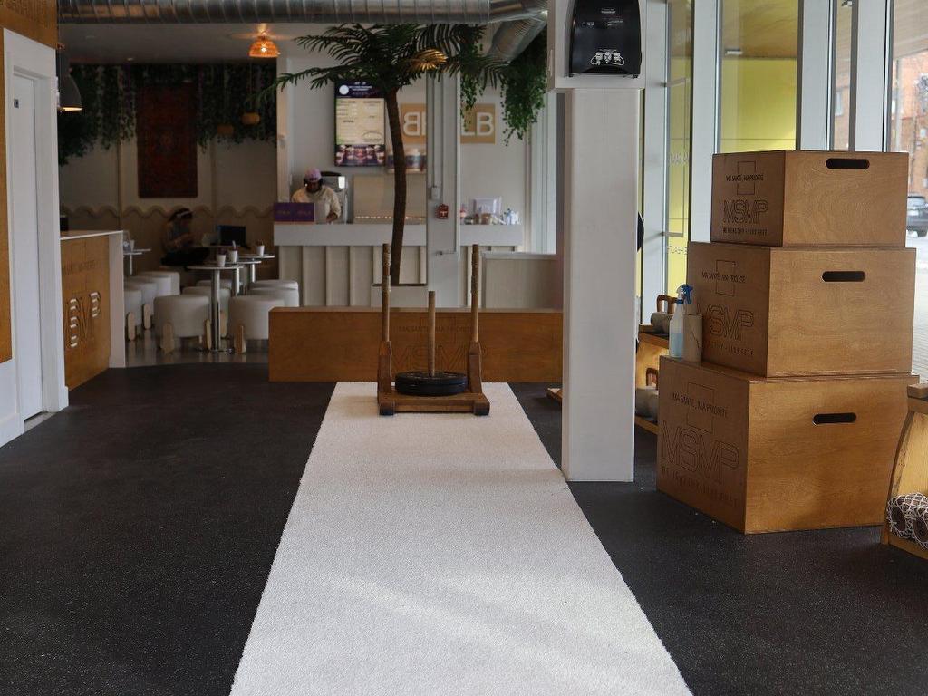 









2355


Rue des Carrières

,
Montréal (Rosemont/La Petite-Patrie),




QC
H2G1X6

