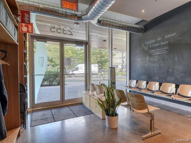 









2355


Rue des Carrières

,
Montréal (Rosemont/La Petite-Patrie),




QC
H2G1X6

