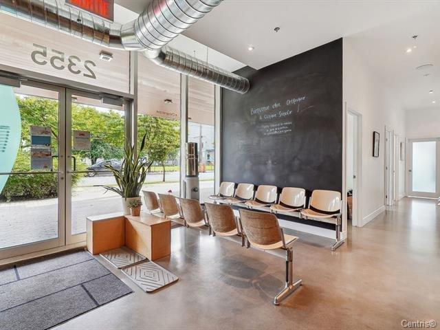 









2355


Rue des Carrières

,
Montréal (Rosemont/La Petite-Patrie),




QC
H2G1X6

