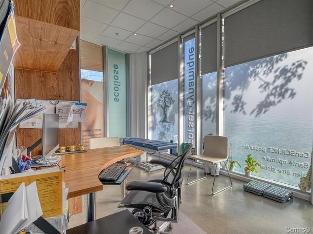 









2355


Rue des Carrières

,
Montréal (Rosemont/La Petite-Patrie),




QC
H2G1X6

