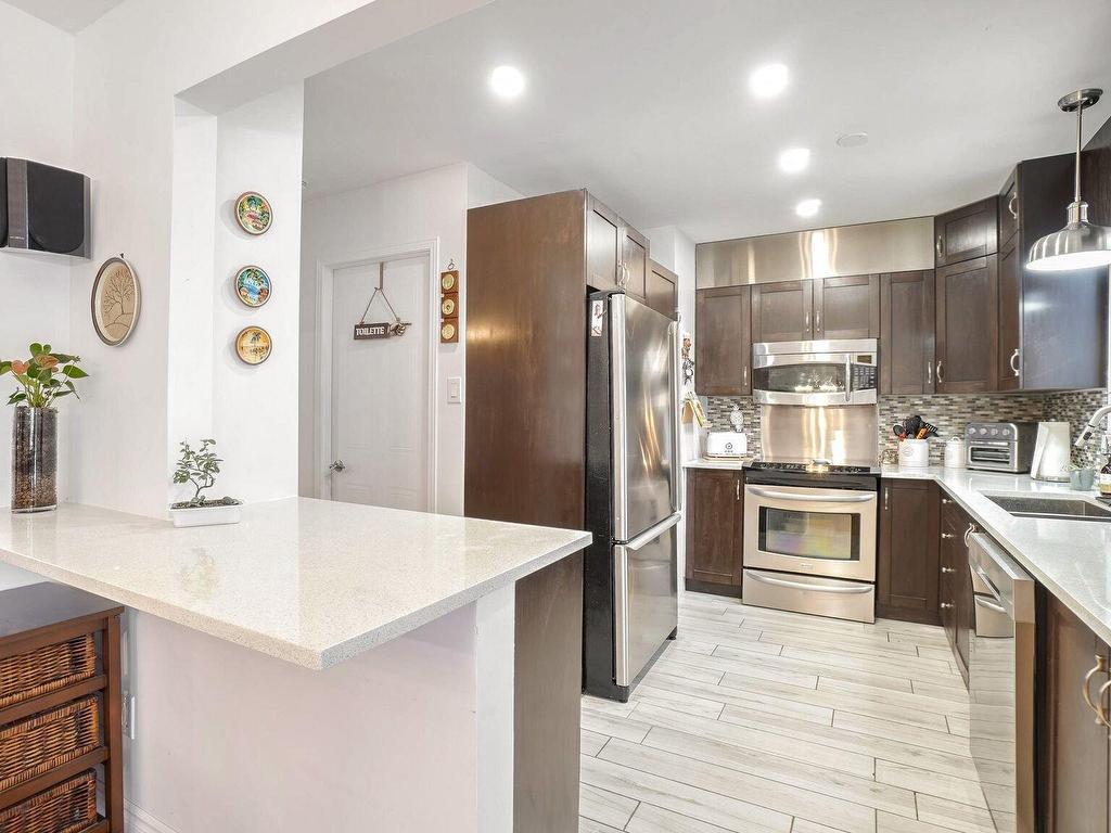 









4515


Av. Louis-Payette

,
Laval (Chomedey),




QC
H7T2P8

