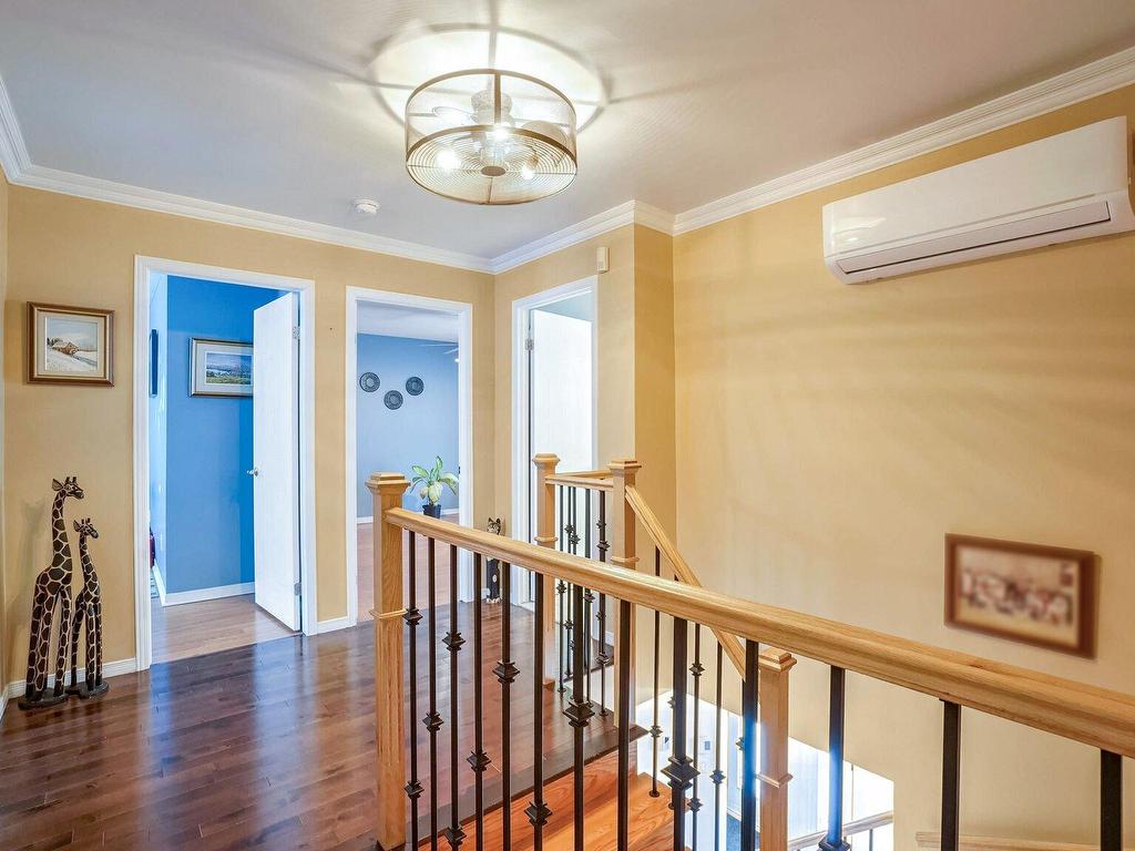 









4515


Av. Louis-Payette

,
Laval (Chomedey),




QC
H7T2P8

