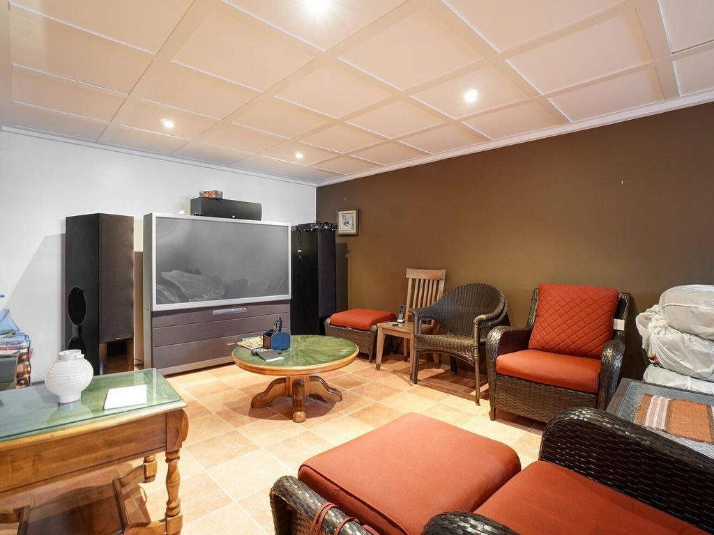 









4515


Av. Louis-Payette

,
Laval (Chomedey),




QC
H7T2P8

