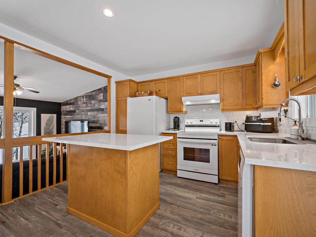 









1268


Ch. du Lac-Chaud

,
La Macaza,




QC
J0T1R0

