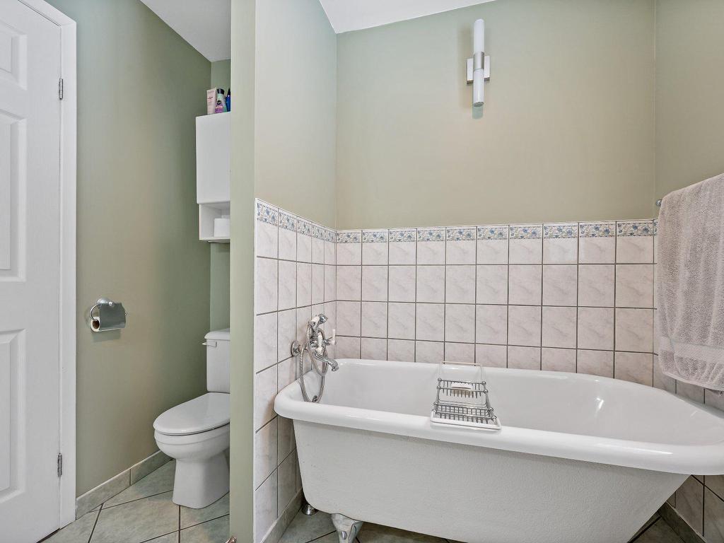 









1268


Ch. du Lac-Chaud

,
La Macaza,




QC
J0T1R0

