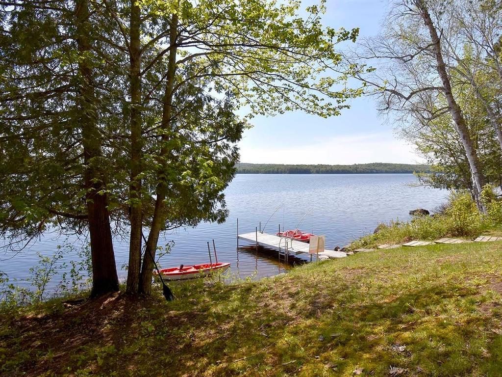 









1268


Ch. du Lac-Chaud

,
La Macaza,




QC
J0T1R0

