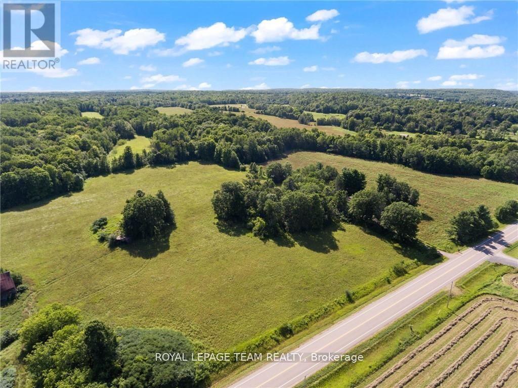












002 RIVER ROAD

,
Horton,







Ontario
K7V3Z8

