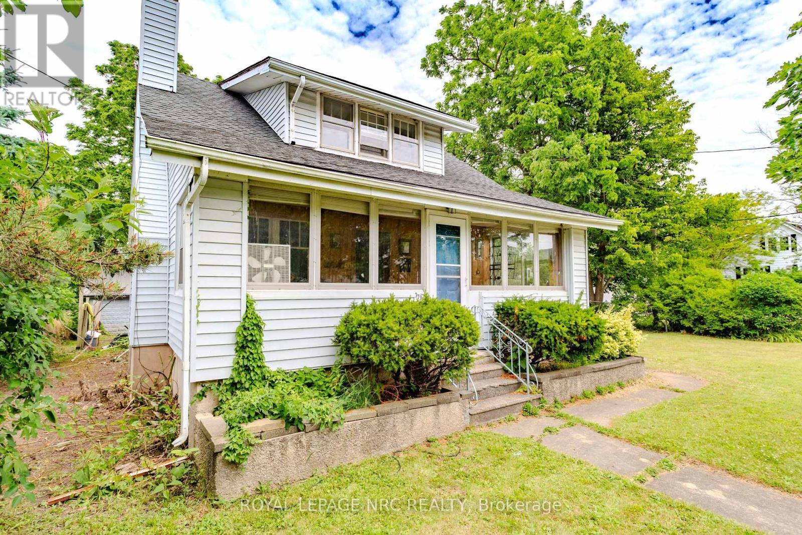 












3796 DOMINION ROAD

,
Fort Erie (335 - Ridgeway),




Ontario
L0S1N0

