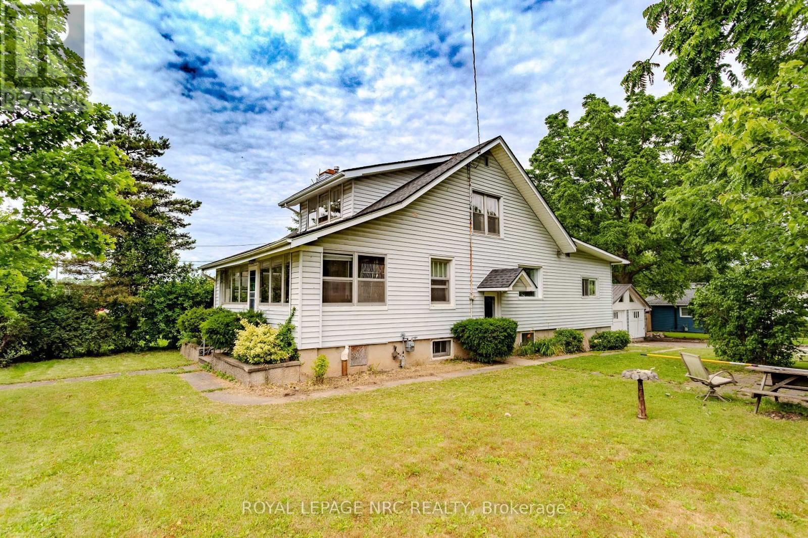 












3796 DOMINION ROAD

,
Fort Erie (335 - Ridgeway),




Ontario
L0S1N0

