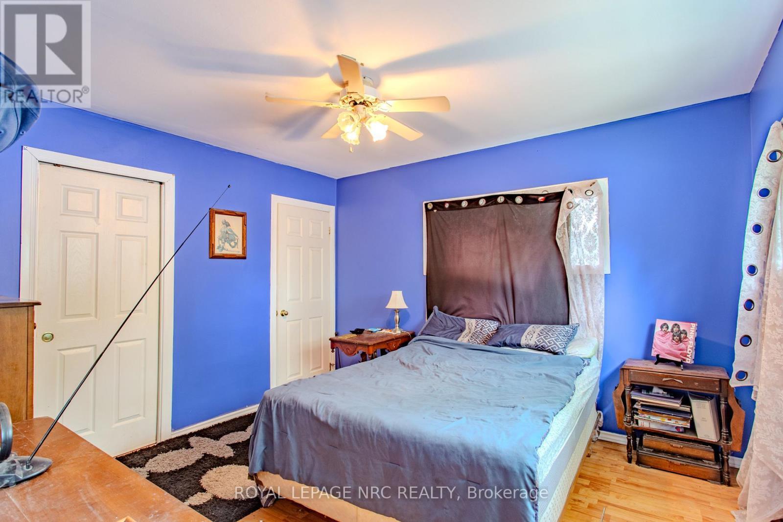 












3796 DOMINION ROAD

,
Fort Erie (335 - Ridgeway),




Ontario
L0S1N0

