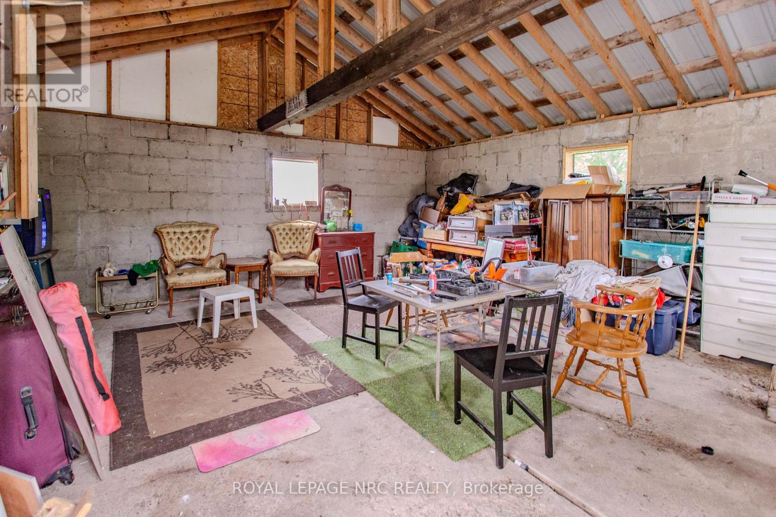 












3796 DOMINION ROAD

,
Fort Erie (335 - Ridgeway),




Ontario
L0S1N0

