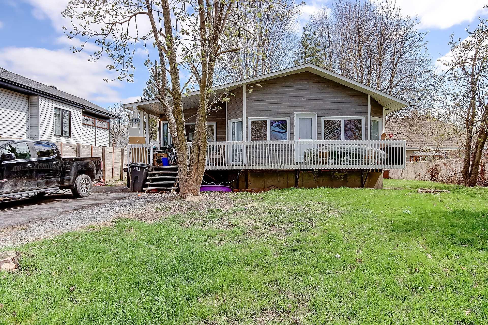 









1799


Rue Jasmin

,
Saint-Jean-sur-Richelieu,




QC
J2W1Z7

