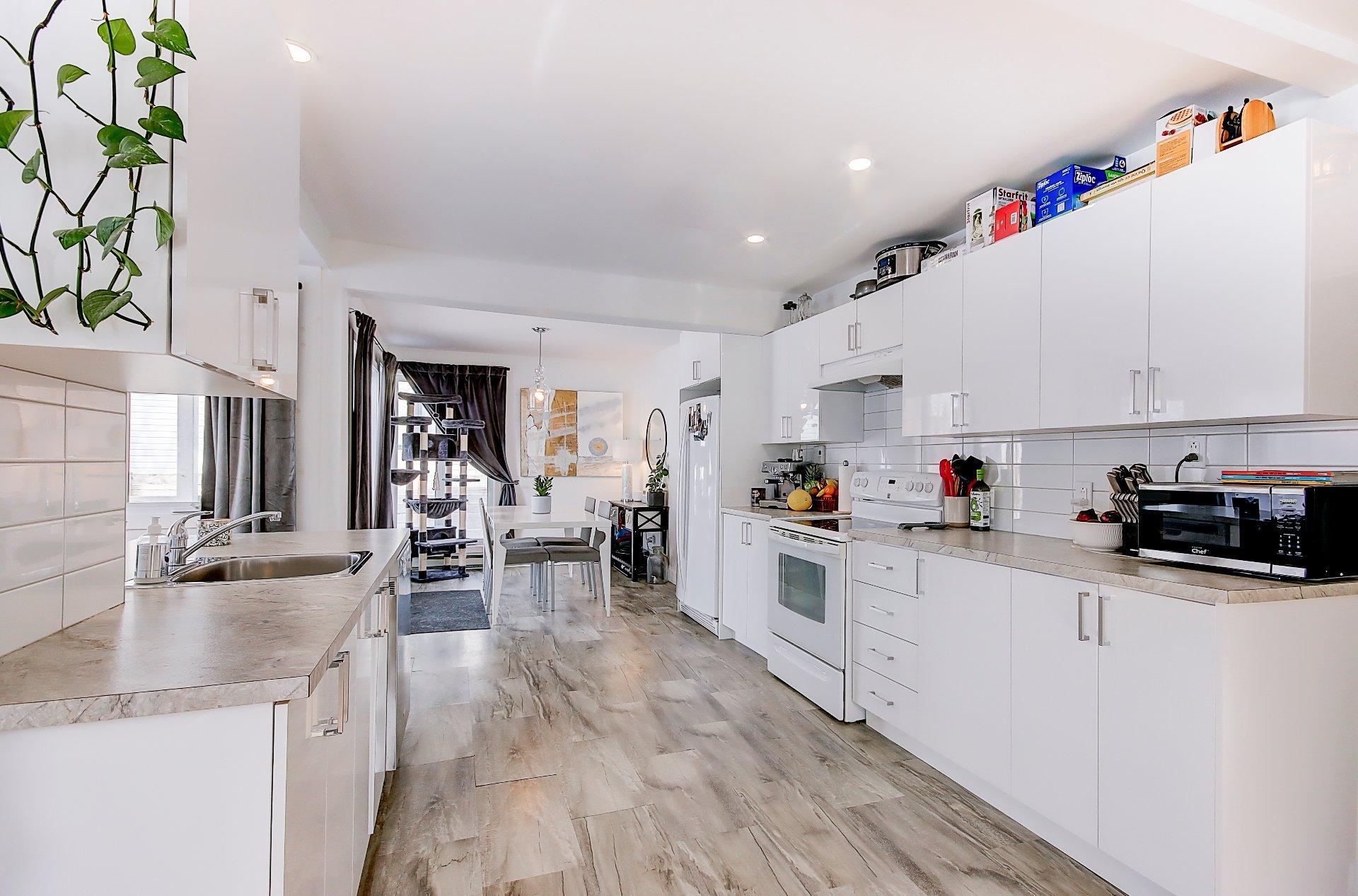 









1799


Rue Jasmin

,
Saint-Jean-sur-Richelieu,




QC
J2W1Z7

