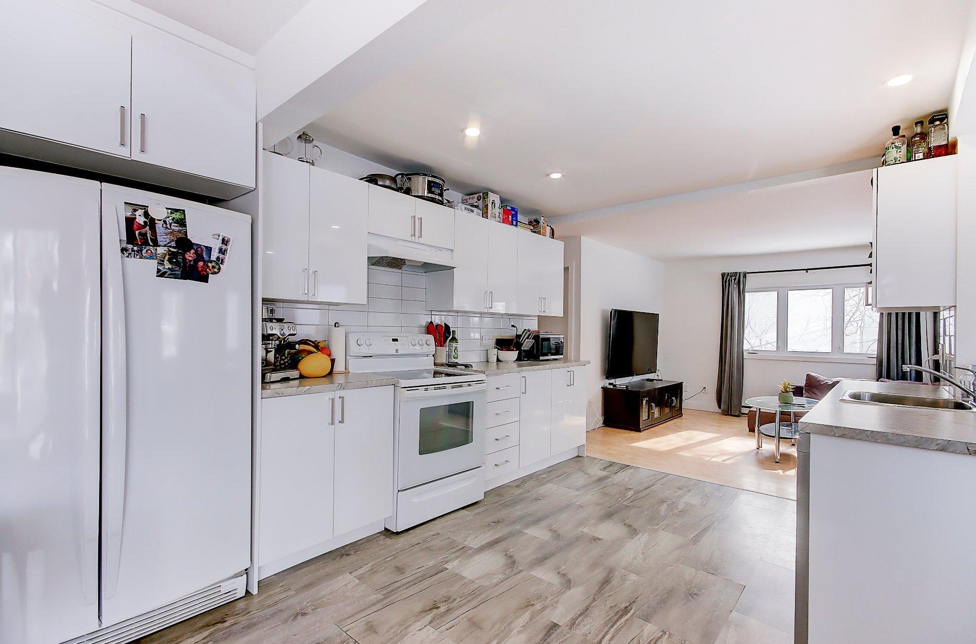 









1799


Rue Jasmin

,
Saint-Jean-sur-Richelieu,




QC
J2W1Z7

