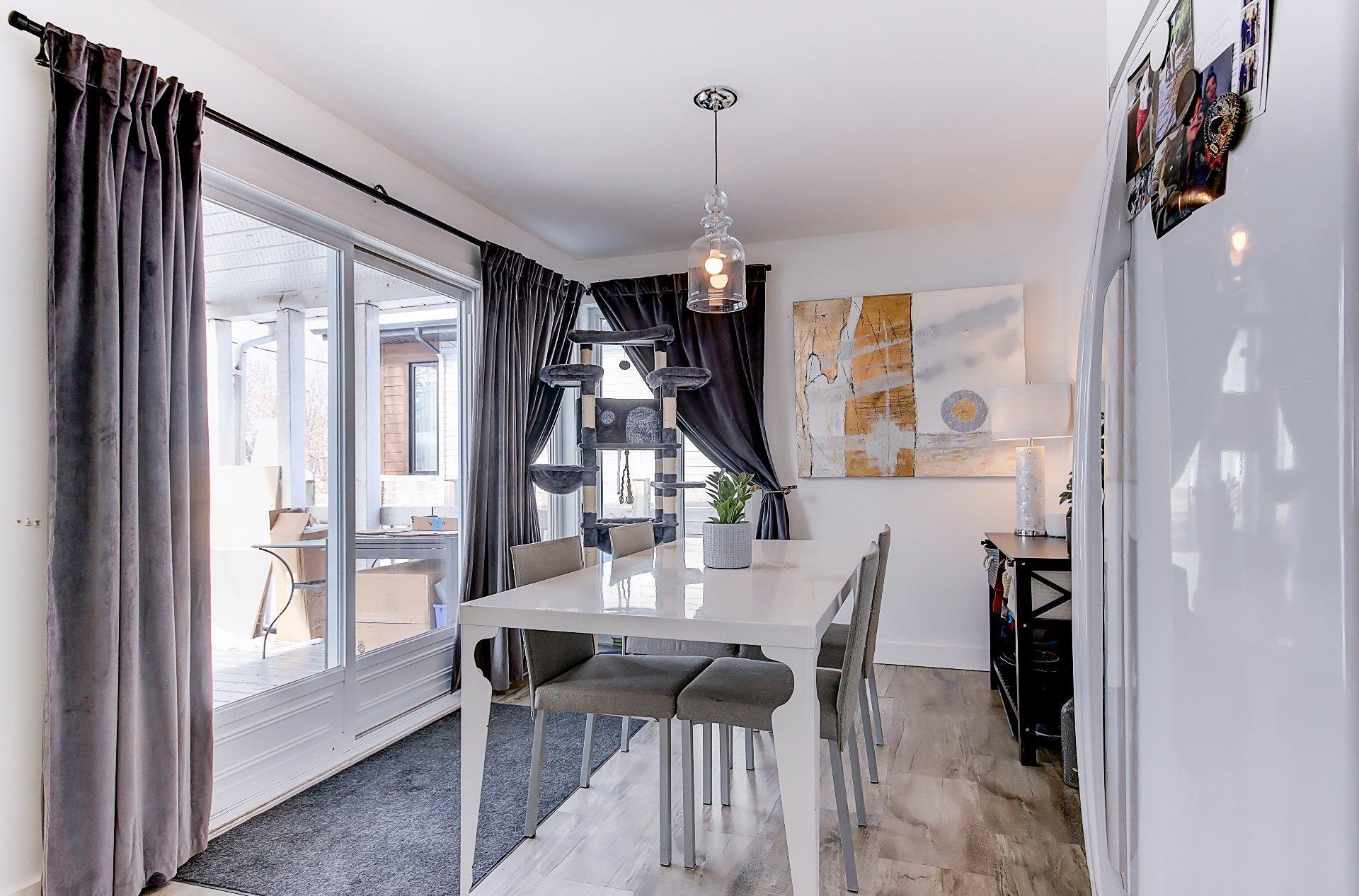 









1799


Rue Jasmin

,
Saint-Jean-sur-Richelieu,




QC
J2W1Z7

