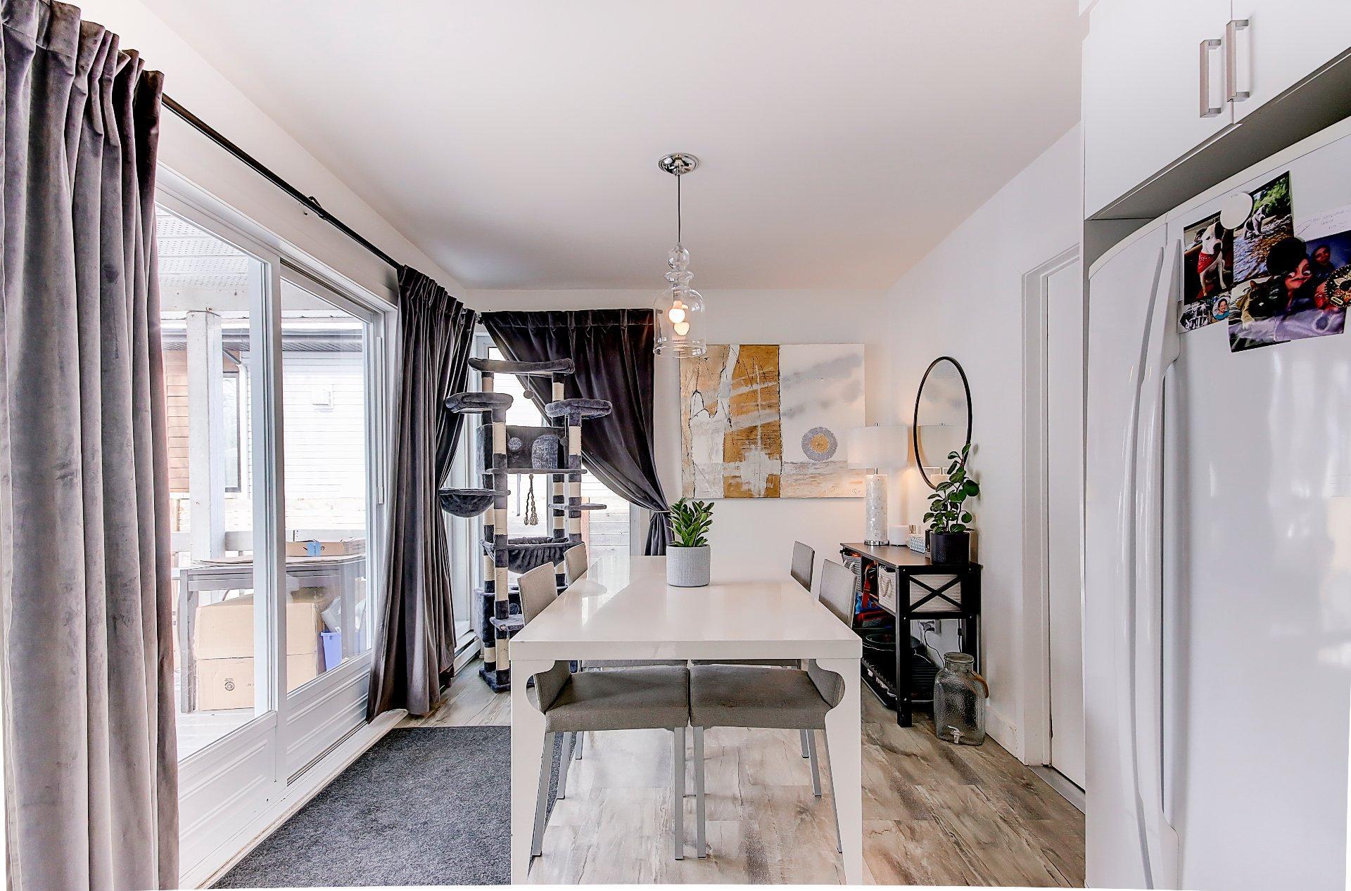 









1799


Rue Jasmin

,
Saint-Jean-sur-Richelieu,




QC
J2W1Z7

