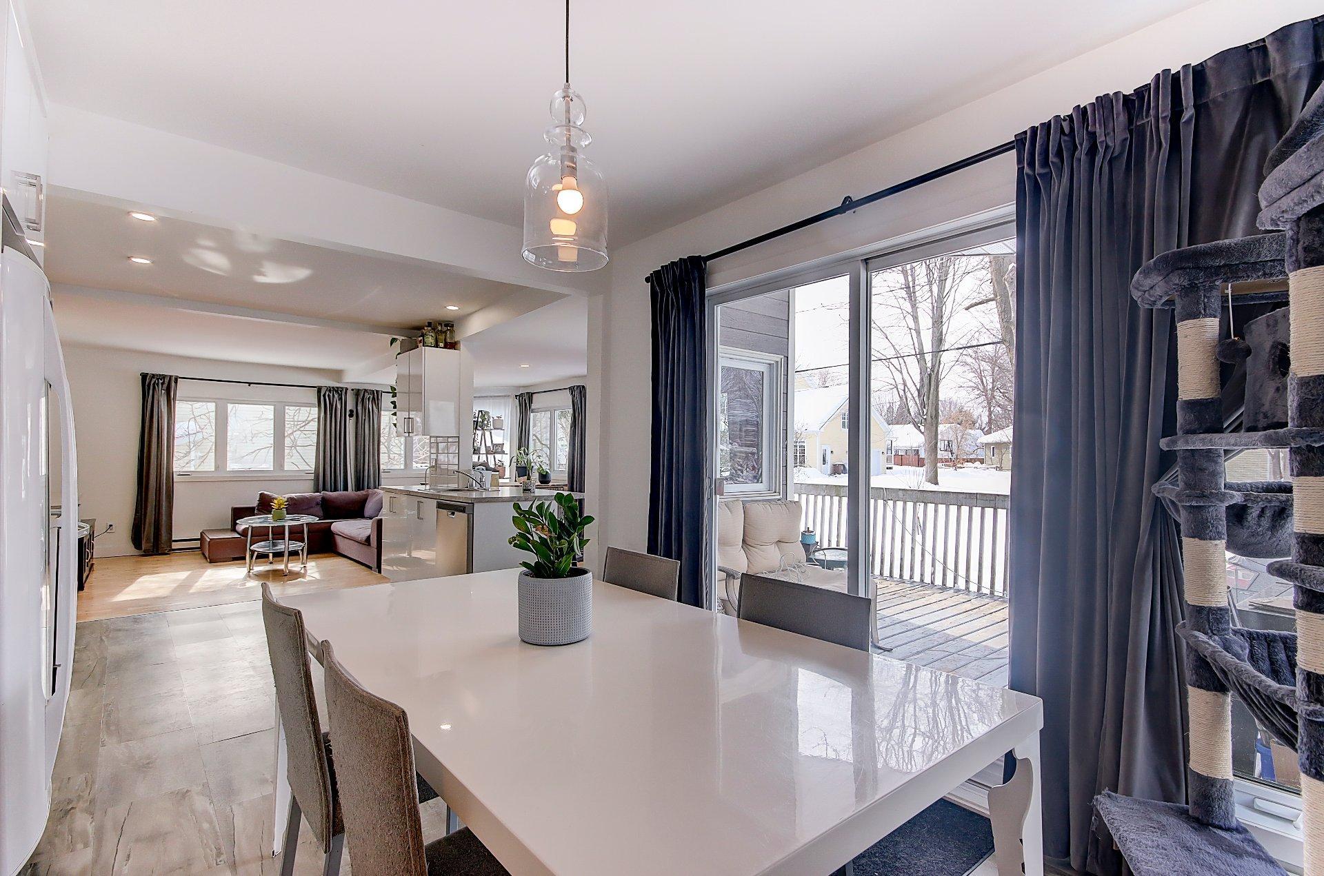 









1799


Rue Jasmin

,
Saint-Jean-sur-Richelieu,




QC
J2W1Z7


