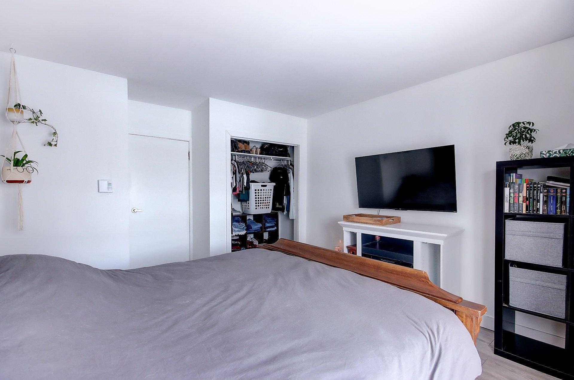 









1799


Rue Jasmin

,
Saint-Jean-sur-Richelieu,




QC
J2W1Z7

