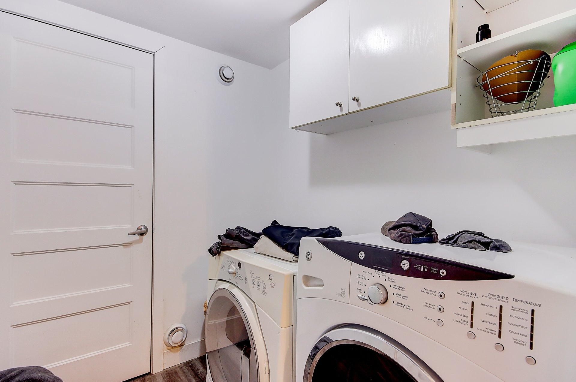 









1799


Rue Jasmin

,
Saint-Jean-sur-Richelieu,




QC
J2W1Z7

