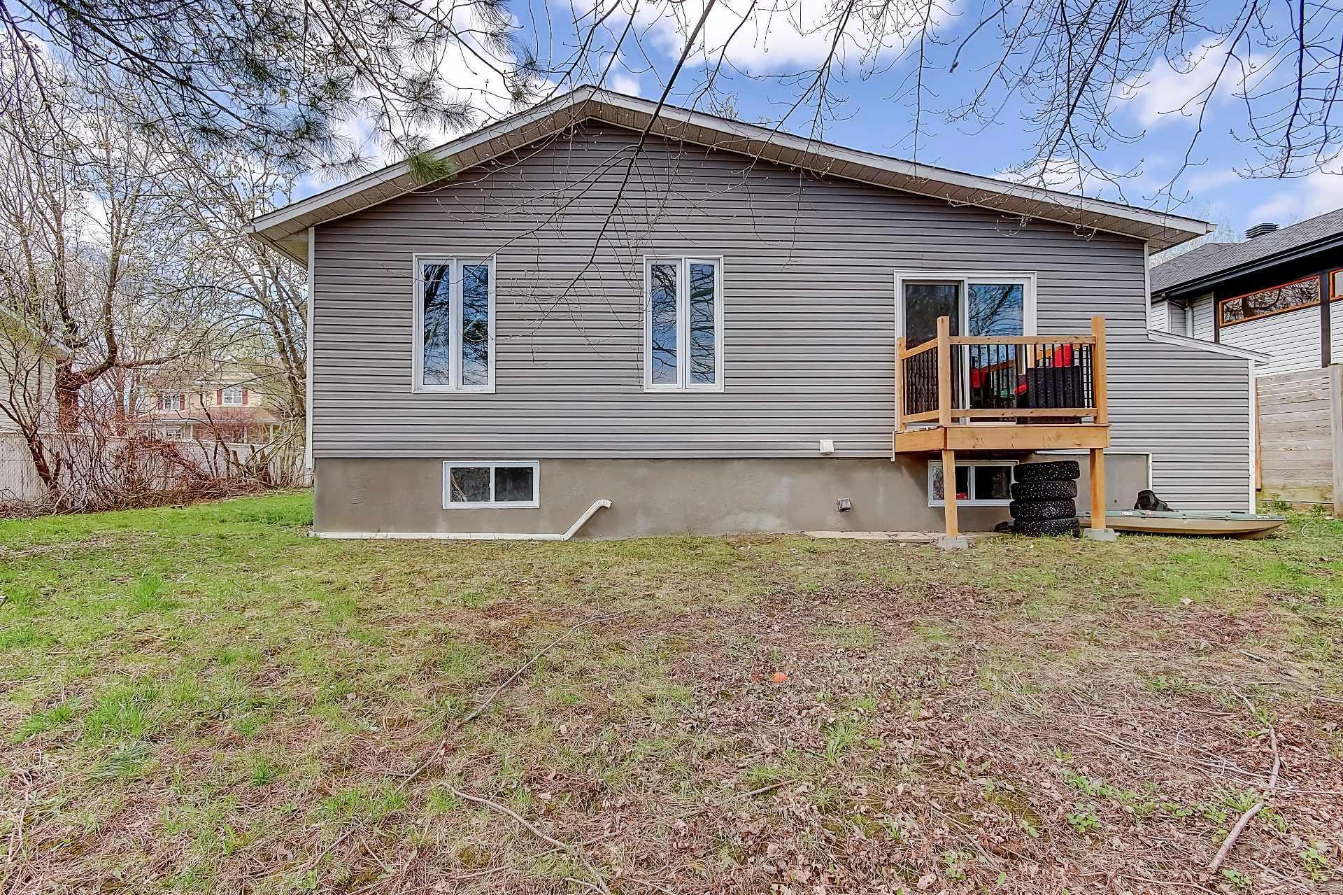 









1799


Rue Jasmin

,
Saint-Jean-sur-Richelieu,




QC
J2W1Z7

