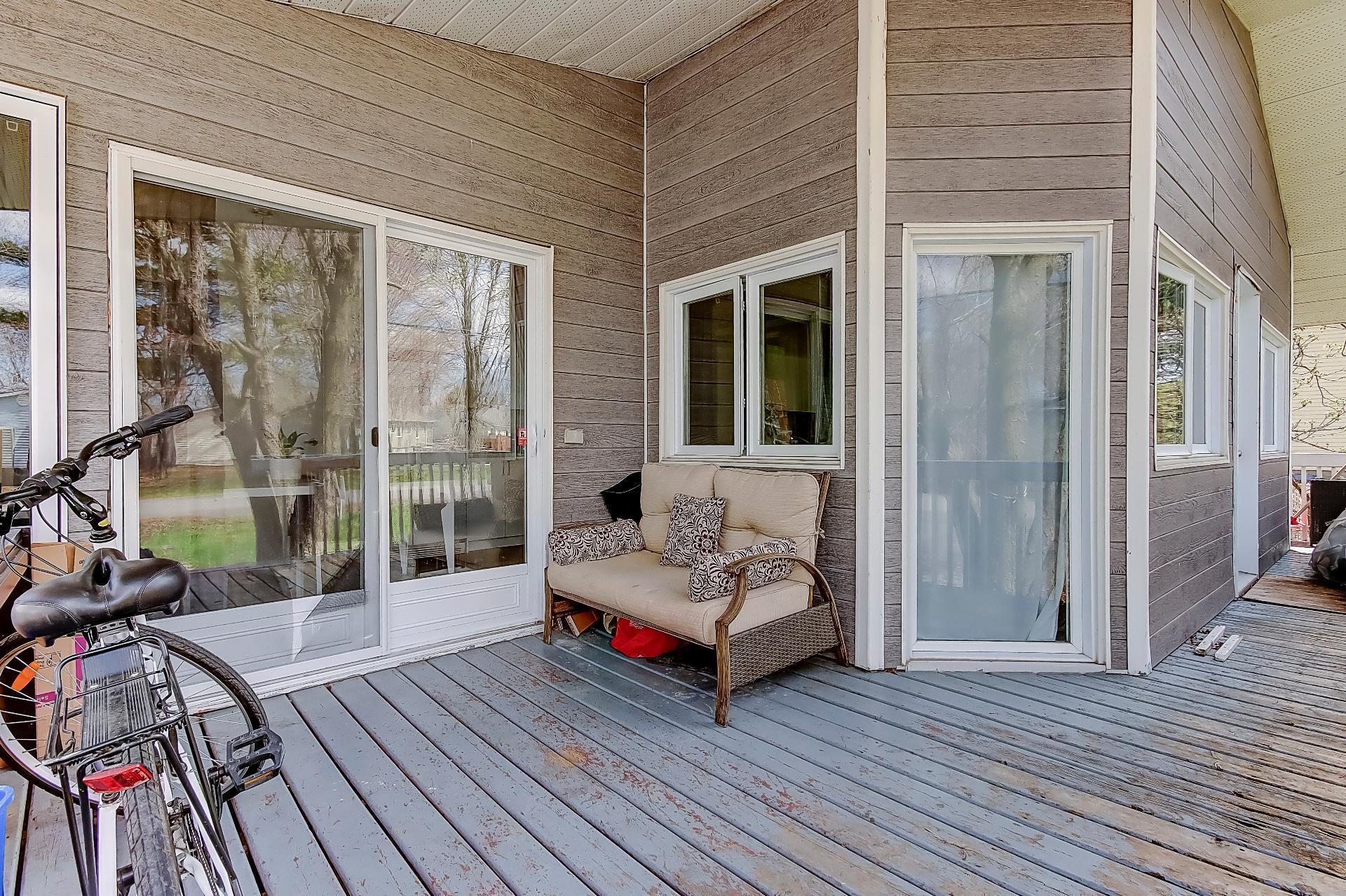 









1799


Rue Jasmin

,
Saint-Jean-sur-Richelieu,




QC
J2W1Z7

