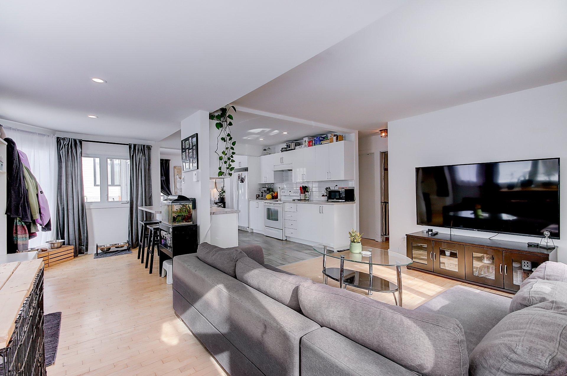 









1799


Rue Jasmin

,
Saint-Jean-sur-Richelieu,




QC
J2W1Z7

