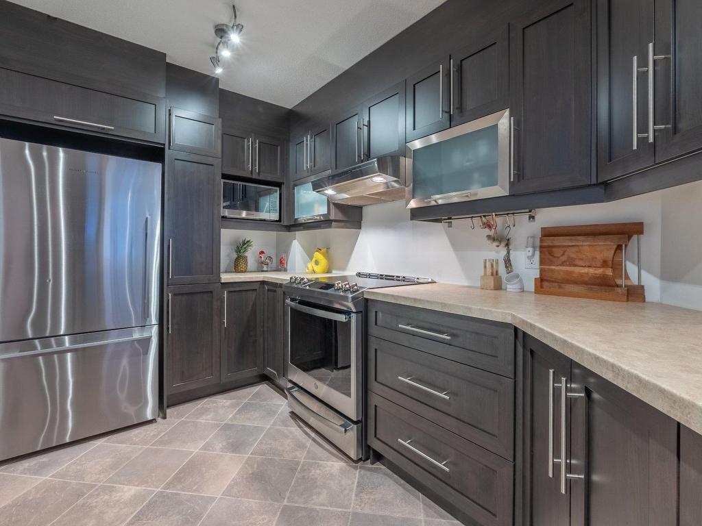 









450


Rue St-Georges

, 503,
Saint-Lambert,




QC
J4P3H7

